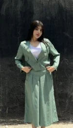 ست کراپ کت و شلوار دامنی